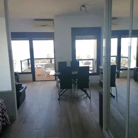 Apartamento-estudio First Line Of The Malaga -benalmadena Benalmádena