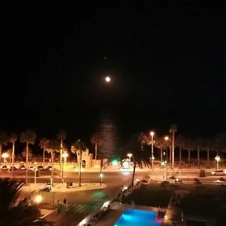 Apartamento-estudio First Line Of The Malaga -benalmadena Lägenhetshotell Benalmádena