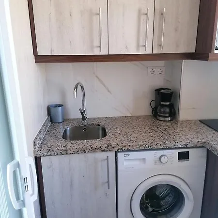 Apartamento-estudio First Line Of The Malaga -benalmadena * Benalmádena